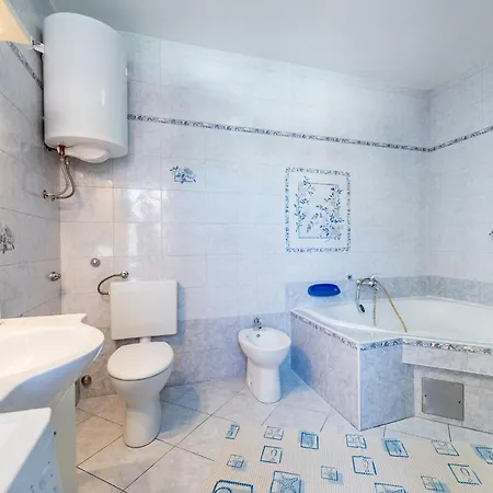 Ivana Apartment Baška